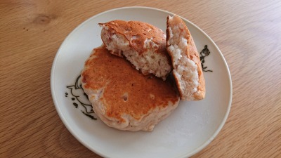オイコスのストロベリー味とオートミール入りのパンケーキ (完成